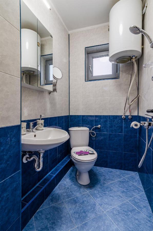 Апартаменти Ивайло / Ivaylo Apartments Burgas City Eksteriør billede