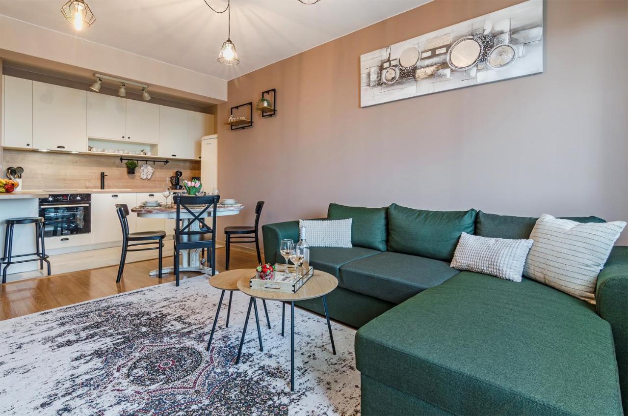 Апартаменти Ивайло / Ivaylo Apartments Burgas City Eksteriør billede