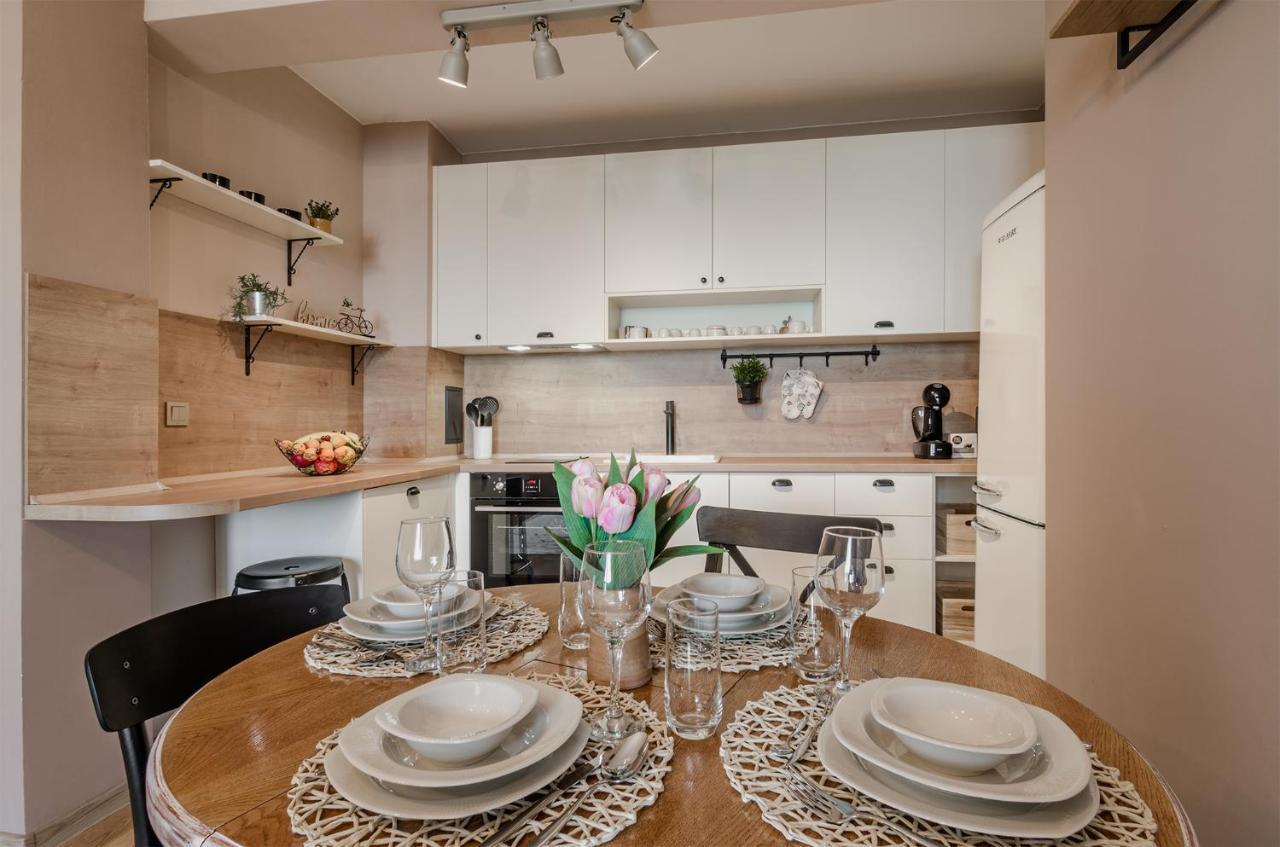 Апартаменти Ивайло / Ivaylo Apartments Burgas City Eksteriør billede