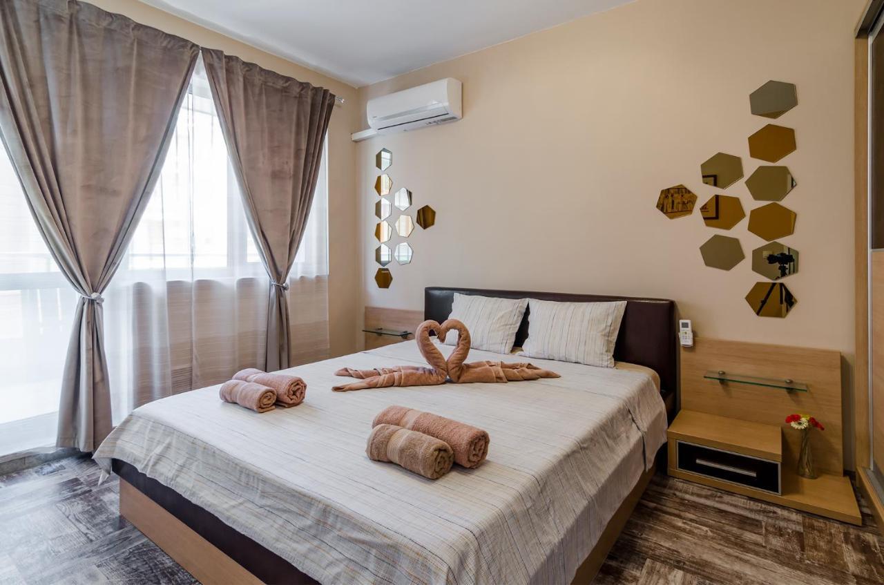 Апартаменти Ивайло / Ivaylo Apartments Burgas City Eksteriør billede