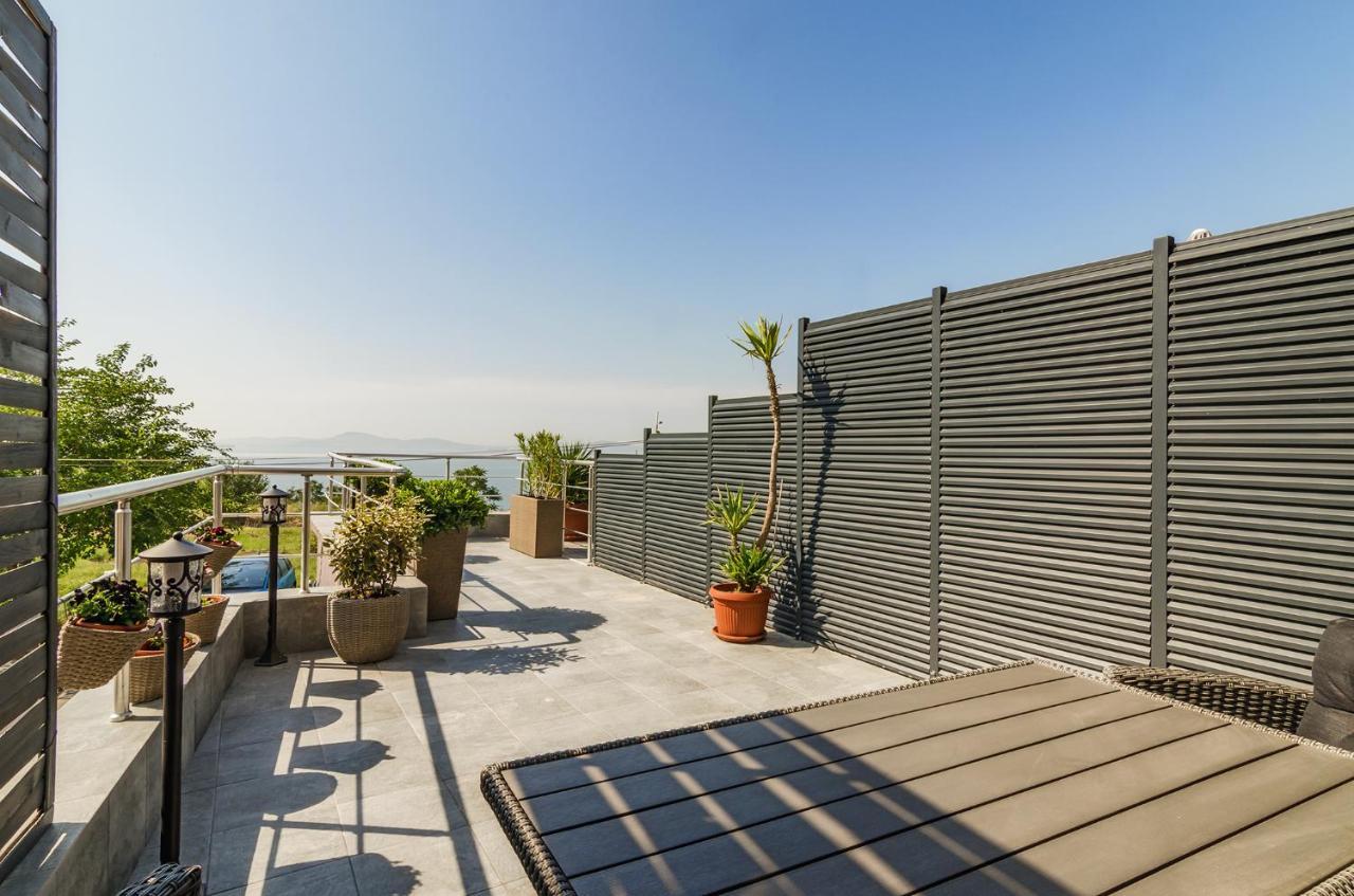 Апартаменти Ивайло / Ivaylo Apartments Burgas City Eksteriør billede